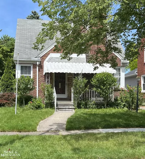 424 Calvin, Grosse Pointe Farms, MI 48236