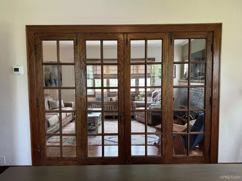Entry Way - 209 E Chocolay, Munising, MI 49862 photo 3 of 12