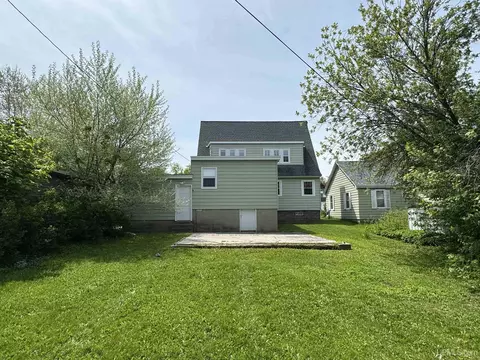 Exterior - 209 E Chocolay, Munising, MI 49862 photo 3 of 3