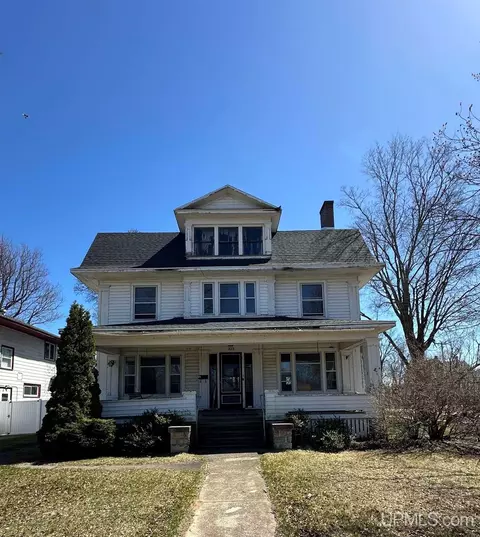 323 Ogden, Escanaba, MI 49829