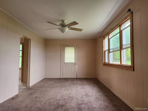 4131 18th, Escanaba, MI 49829 photo 3