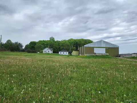 4131 18th, Escanaba, MI 49829 photo 2