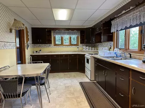 8236 Mill, Ramsay, MI 49959 photo 3
