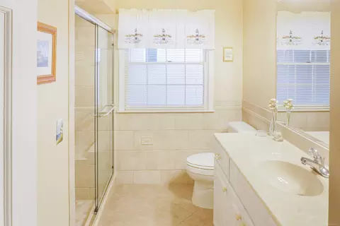 Bath - 3140 N Lakeshore, Deckerville, MI 48427 photo 8 of 8
