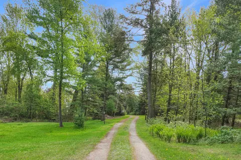 Exterior - 3140 N Lakeshore, Deckerville, MI 48427 photo 6 of 20