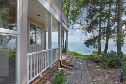 Exterior - 3140 N Lakeshore, Deckerville, MI 48427 photo 12 of 20