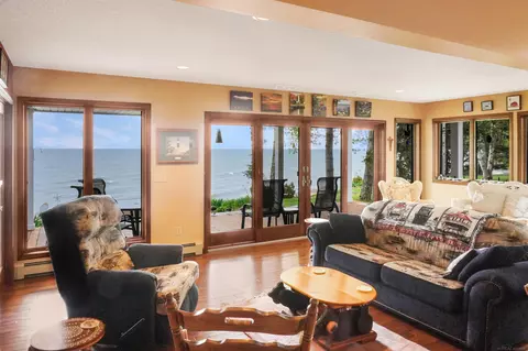 Living - 3140 N Lakeshore, Deckerville, MI 48427 photo 4 of 5
