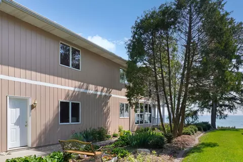 Exterior - 3140 N Lakeshore, Deckerville, MI 48427 photo 11 of 20