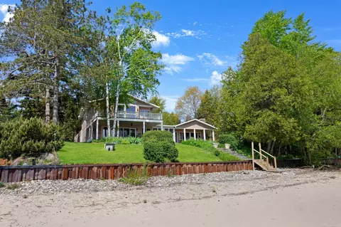 Exterior - 3140 N Lakeshore, Deckerville, MI 48427 photo 18 of 20