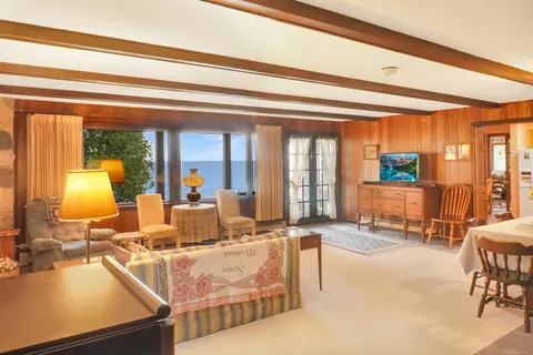 Living - 3140 N Lakeshore, Deckerville, MI 48427 photo 2 of 5