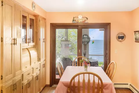 Dining - 3140 N Lakeshore, Deckerville, MI 48427 photo 3 of 5