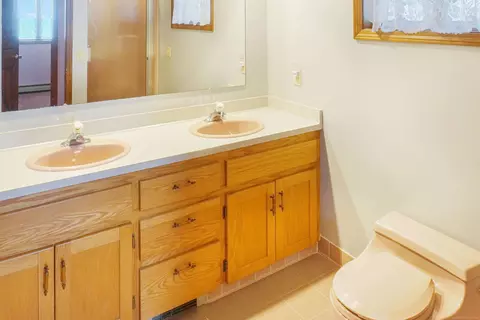 Bath - 3140 N Lakeshore, Deckerville, MI 48427 photo 1 of 8
