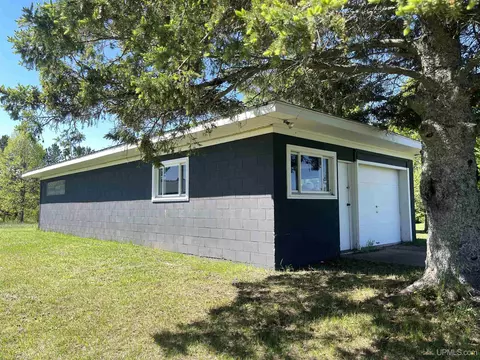 10675 E H 58, Munising, MI 49862 photo 30