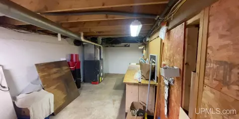 10675 E H 58, Munising, MI 49862 photo 21