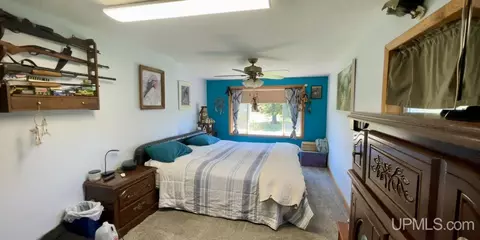 10675 E H 58, Munising, MI 49862 photo 16
