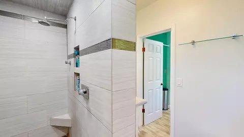 Bath - 6121 Duffield, Flushing, MI 48433 photo 2 of 4