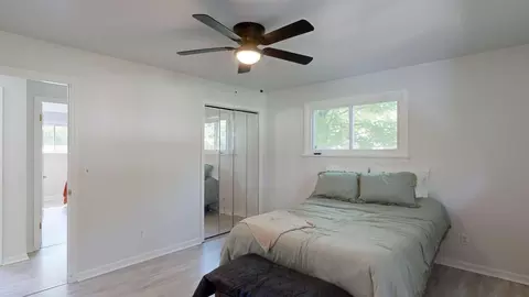 Bedroom - 6121 Duffield, Flushing, MI 48433 photo 3 of 5