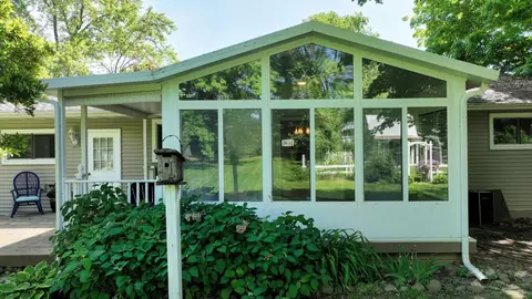 Exterior - 6121 Duffield, Flushing, MI 48433 photo 4 of 23