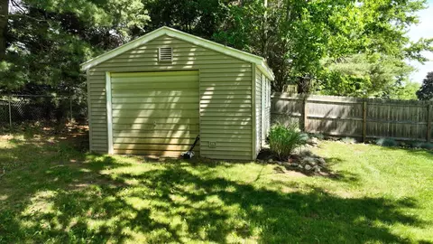 Exterior - 6121 Duffield, Flushing, MI 48433 photo 14 of 23