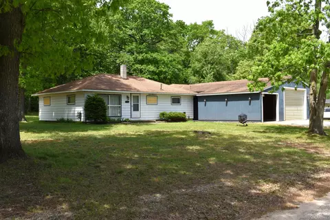 3425 Woods, Harrison, MI 48625 photo 2