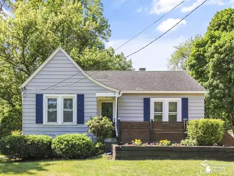 627 W Sterns, Temperance, MI 48182