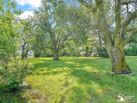 Exterior - 2720 Fix, Monroe, MI 48162 photo 5 of 9
