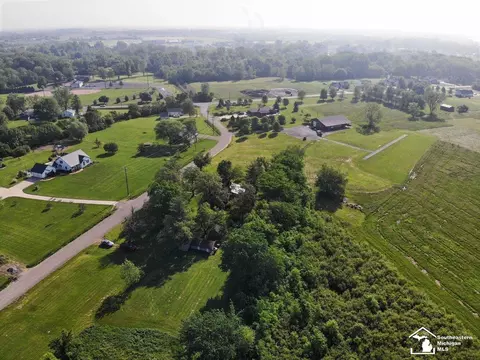 View/Area - 2720 Fix, Monroe, MI 48162 photo 4 of 6