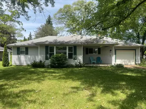 5033 Akron, Saginaw, MI 48601