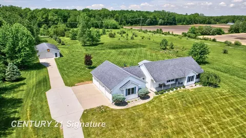 11332 Nichols, Burt, MI 48417