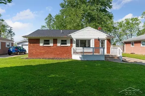 1312 Carolina, Midland, MI 48642