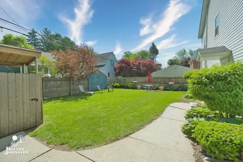 342 Rivard, Grosse Pointe, MI 48230 photo 4
