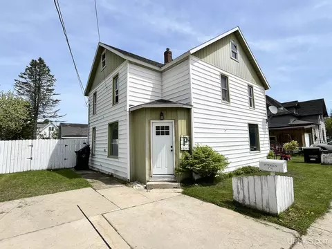 716 Manistique, Manistique, MI 49854