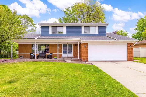 37568 Devoe, Clinton Township, MI 48035