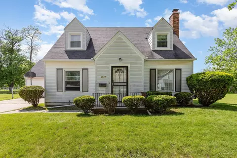 2933 Martindale, Saginaw, MI 48601