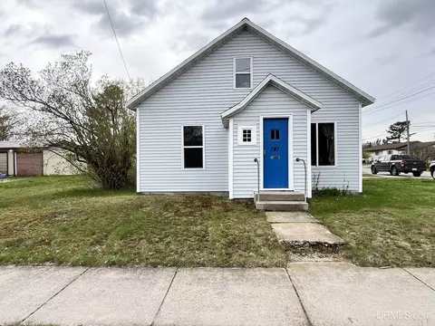 141 N Second, Manistique, MI 49854