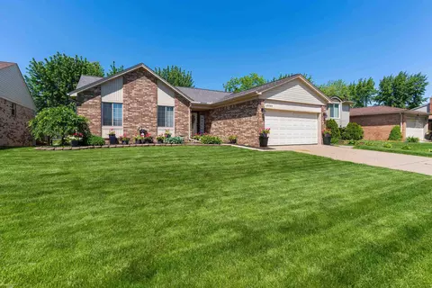 45783 Georgetown, Macomb, MI 48044 photo 3
