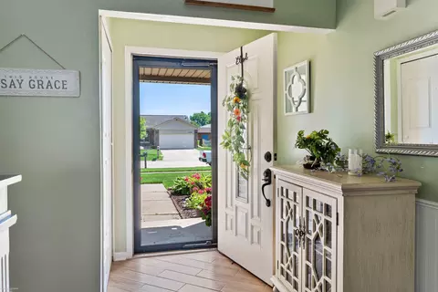 45783 Georgetown, Macomb, MI 48044 photo 6