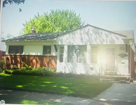 21313 Timberidge, Saint Clair Shores, MI 48082