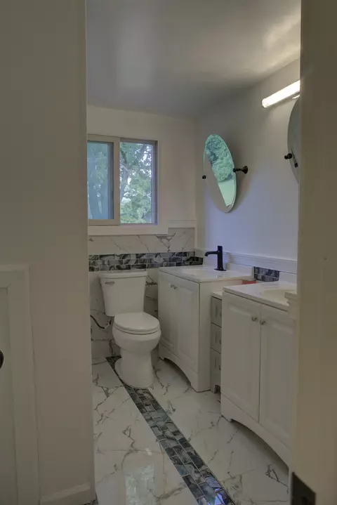 Bath - 1238 N Dye, Flint, MI 48532 photo 1 of 2
