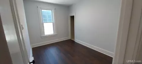 702 S 12th, Escanaba, MI 49829 photo 18