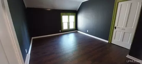 702 S 12th, Escanaba, MI 49829 photo 23