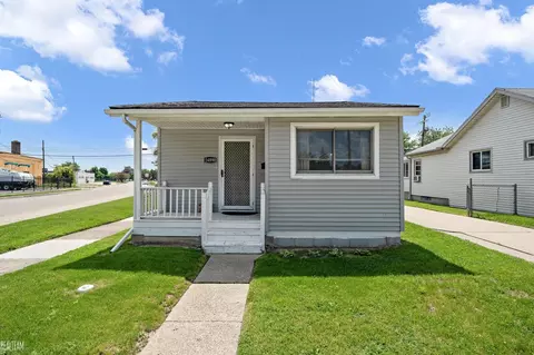 14890 Collinson, Eastpointe, MI 48021