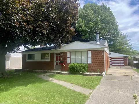 38426 Littlefield, Sterling Heights, MI 48312