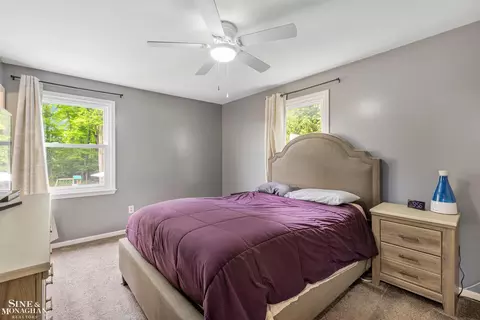 Bedroom - 1915 Sinclair, Saint Clair, MI 48079 photo 3 of 4