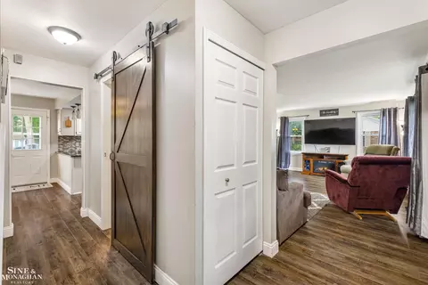 Entry Way - 1915 Sinclair, Saint Clair, MI 48079 photo 2 of 4