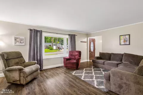 Living - 1915 Sinclair, Saint Clair, MI 48079 photo 2 of 2