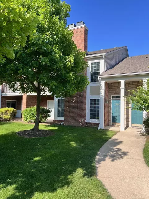 5852 Pine Aires, Sterling Heights, MI 48314