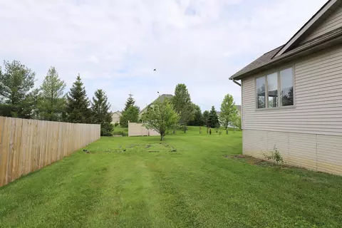 Exterior - 6240 Boulder, Flushing, MI 48433 photo 3 of 12