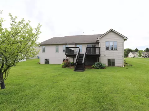 Exterior - 6240 Boulder, Flushing, MI 48433 photo 7 of 12