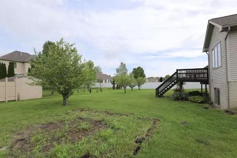 Exterior - 6240 Boulder, Flushing, MI 48433 photo 4 of 12
